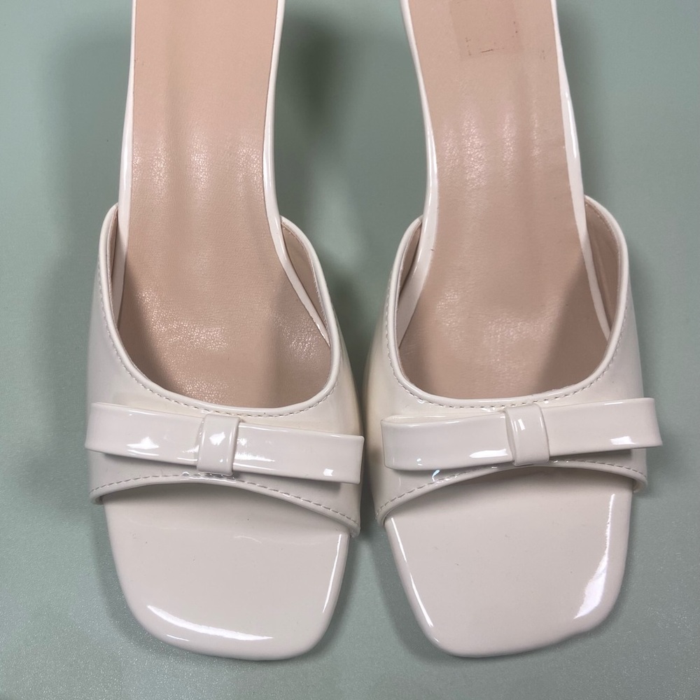 Elegant Cream Women's Shoes